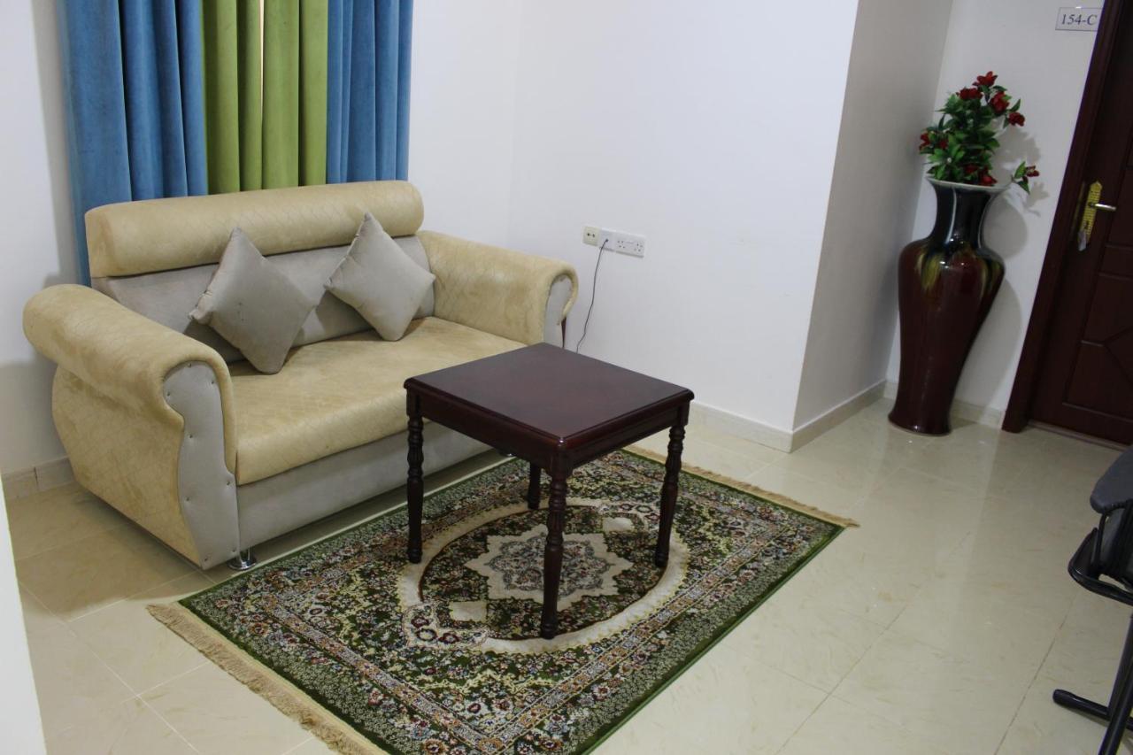 ניזווא Al Diyar Hotel מראה חיצוני תמונה
