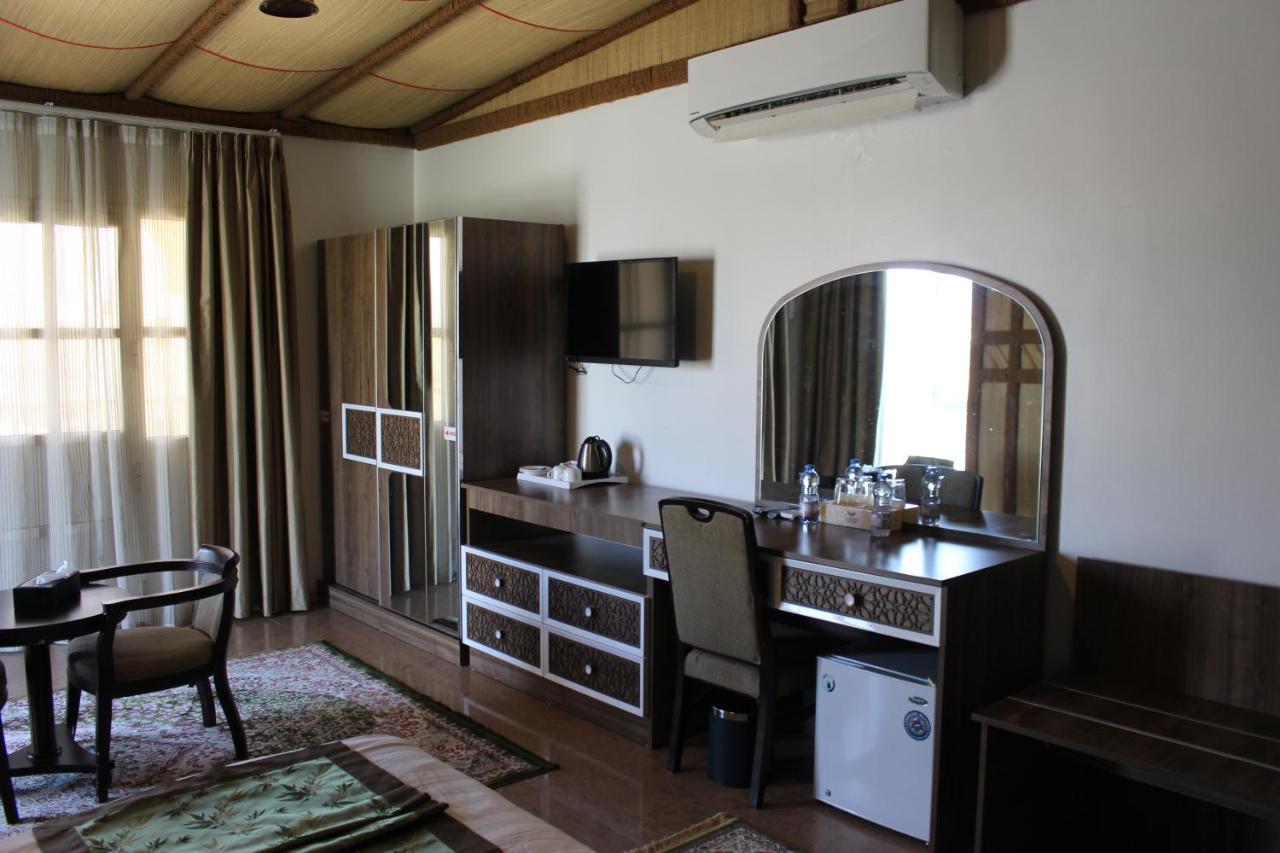 ניזווא Al Diyar Hotel מראה חיצוני תמונה