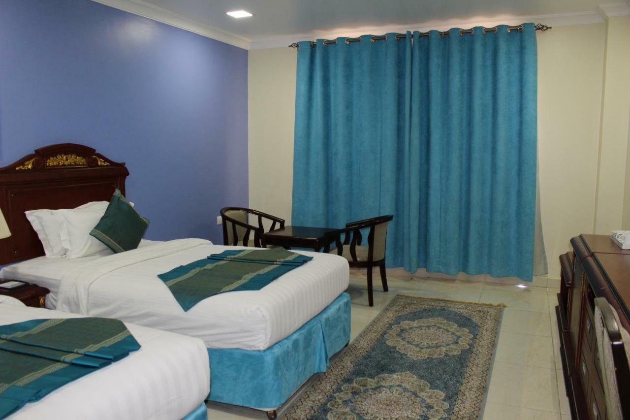 ניזווא Al Diyar Hotel מראה חיצוני תמונה